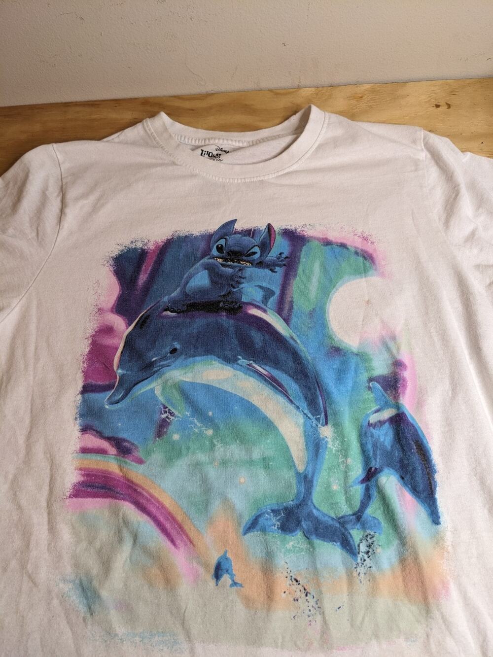 Disney Lilo & Stitch T-shirt Size XL Extra Large Surfing Dolphin Pop Graphic...